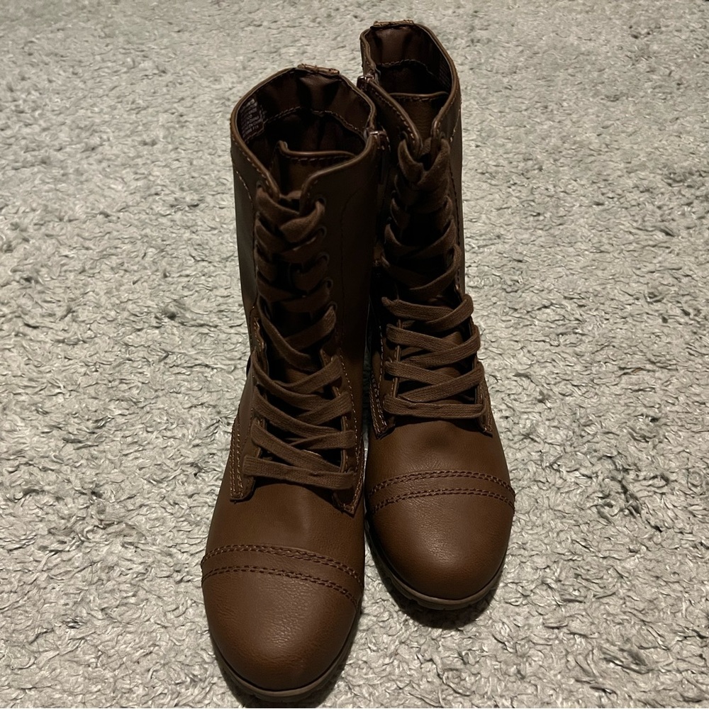 Women’s boots